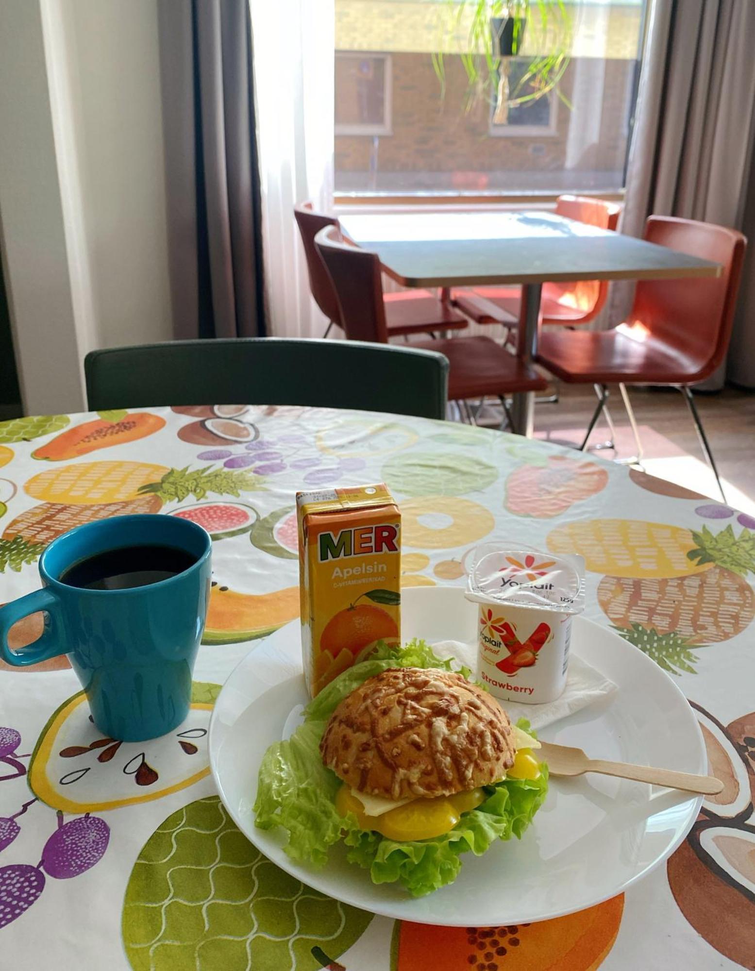Hostel Snoozemore ヨーテボリ エクステリア 写真